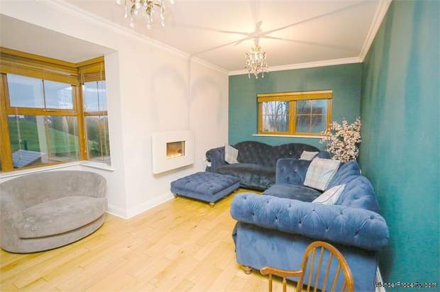 Additional Property Image 4 bedroom Semi Detached for sale in Lisburn 3