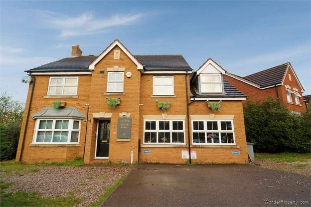 6 bedroom Detached for sale in Birmingham
