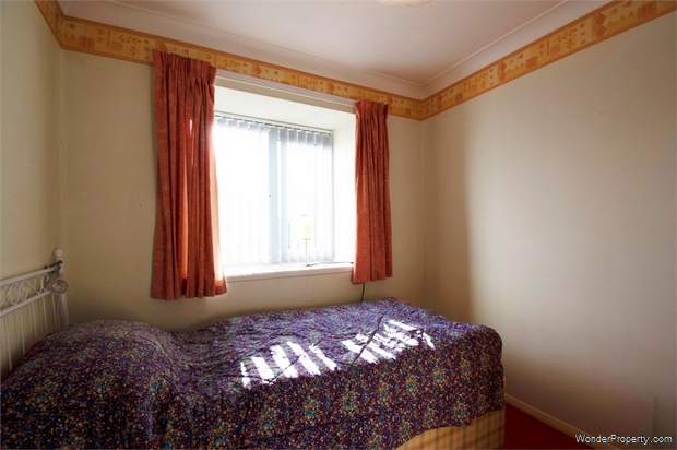 Additional Property Image 2 bedroom Flat for sale in Gravesend 6