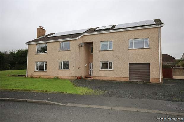 6 bedroom Detached for sale in Carrickfergus