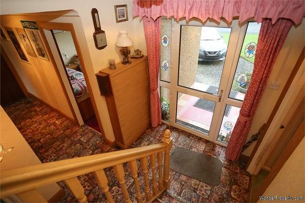Additional Property Image 6 bedroom Detached for sale in Carrickfergus 2