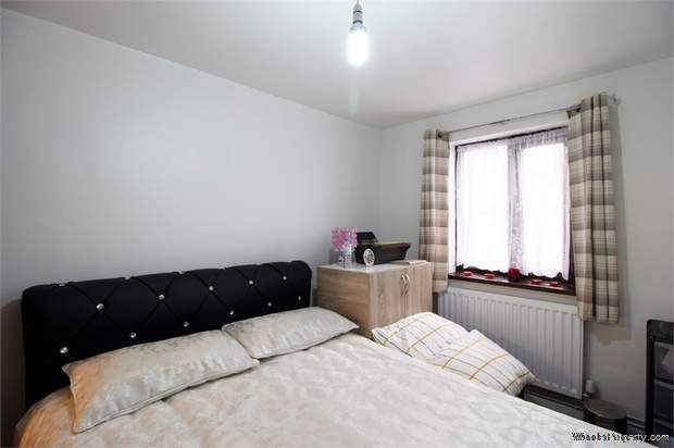 Additional Property Image 2 bedroom Flat for sale in Luton 9