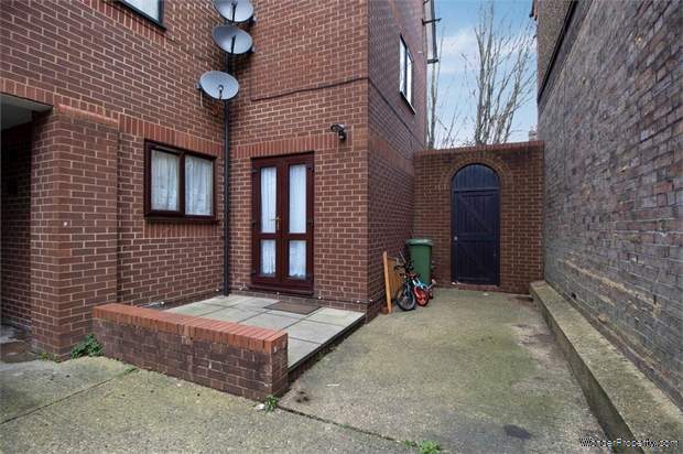 Additional Property Image 2 bedroom Flat for sale in Luton 10