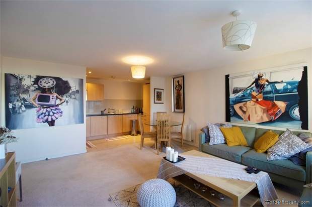 Additional Property Image 2 bedroom Flat for sale in London 3