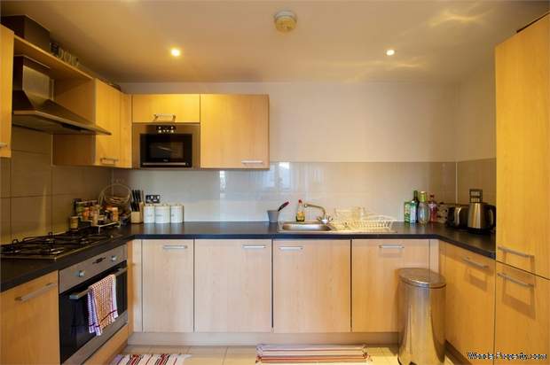 Additional Property Image 2 bedroom Flat for sale in London 4