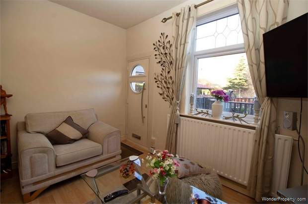 Additional Property Image 2 bedroom Terraced for sale in Bury 3