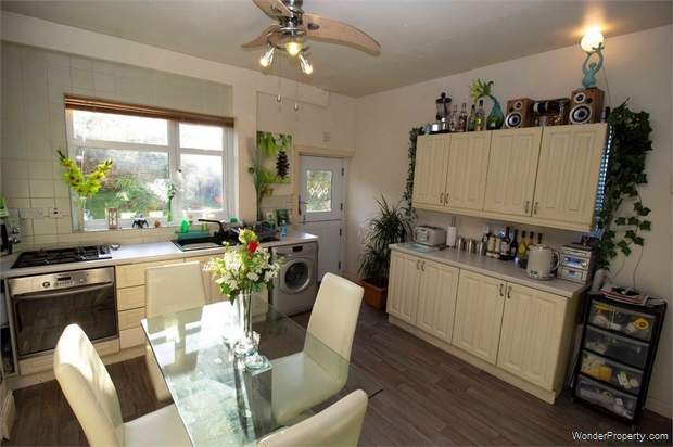 Additional Property Image 2 bedroom Terraced for sale in Bury 5