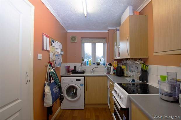 Additional Property Image 1 bedroom Flat for sale in Feltham 6