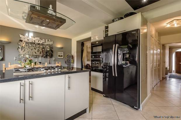 Additional Property Image 5 bedroom Detached for sale in Southampton 8