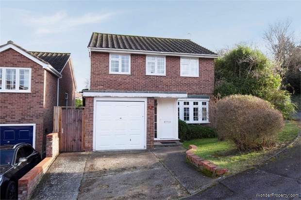 4 bedroom Detached for sale in Bishop's Stortford