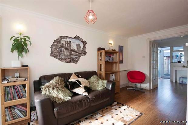 Additional Property Image 3 bedroom Semi Detached for sale in Oxford 4