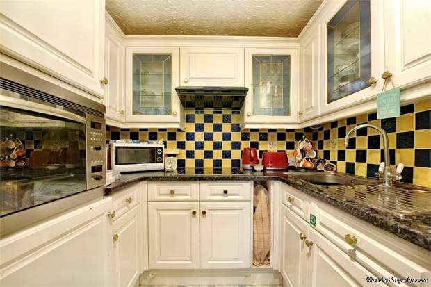 Additional Property Image 1 bedroom Flat for sale in Basingstoke 4