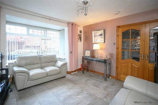 Additional Property Image 3 bedroom Semi Detached for sale in Belfast 3