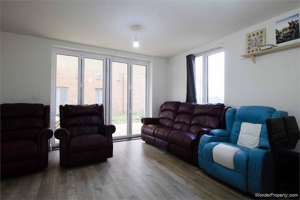 Additional Property Image 2 bedroom Flat for sale in Cambridge 6