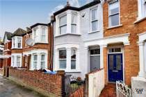 4 bedroom Terraced for sale in London