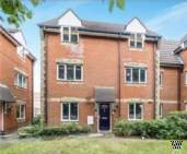 2 bedroom Flat for sale in Romford