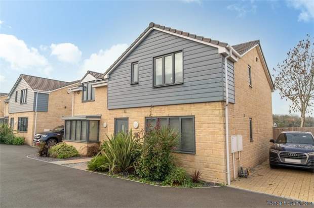 3 bedroom Semi Detached for sale in Bristol