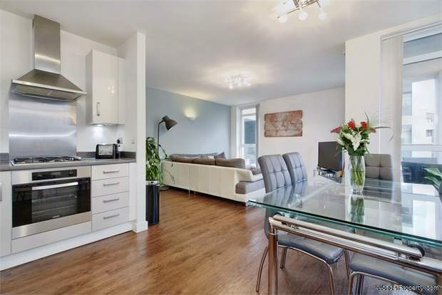 Additional Property Image 1 bedroom Flat for sale in Edgware 4