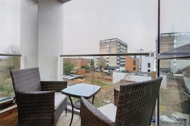 Additional Property Image 1 bedroom Flat for sale in Edgware 7