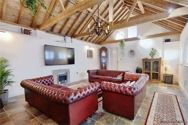 Additional Property Image 3 bedroom Detached Bungalow for sale in Grantham 2