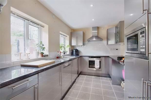 Additional Property Image 3 bedroom Detached Bungalow for sale in Grantham 4