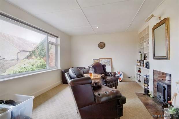 Additional Property Image 3 bedroom Detached Bungalow for sale in Grantham 9