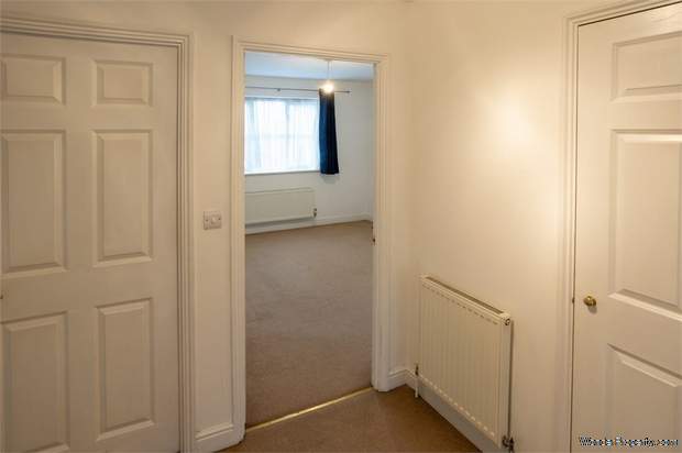 Additional Property Image 4 bedroom Detached for sale in Hoddesdon 9