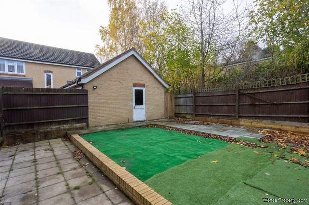 Additional Property Image 4 bedroom Detached for sale in Hoddesdon 10