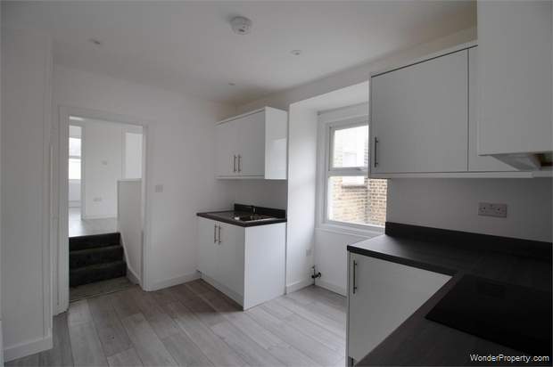 Additional Property Image 2 bedroom Flat for sale in London 5