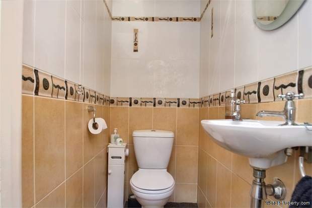 Additional Property Image 4 bedroom Semi Detached for sale in Batley 8