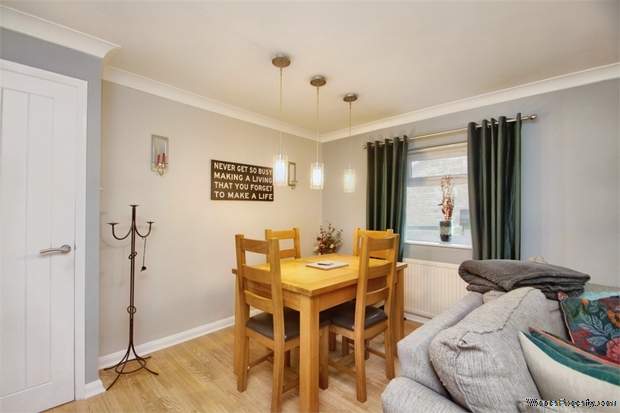 Additional Property Image 3 bedroom Detached Bungalow for sale in Shipley 5