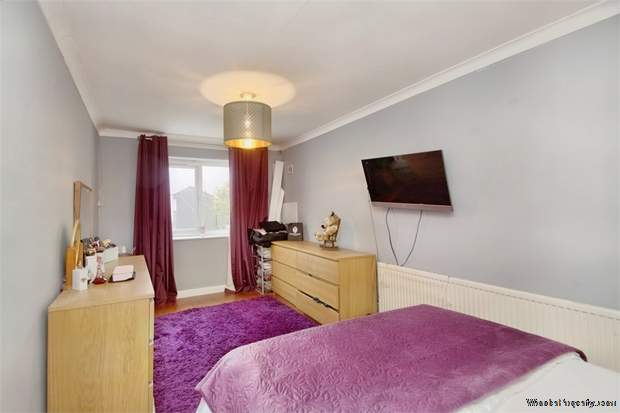 Additional Property Image 3 bedroom Detached Bungalow for sale in Shipley 8