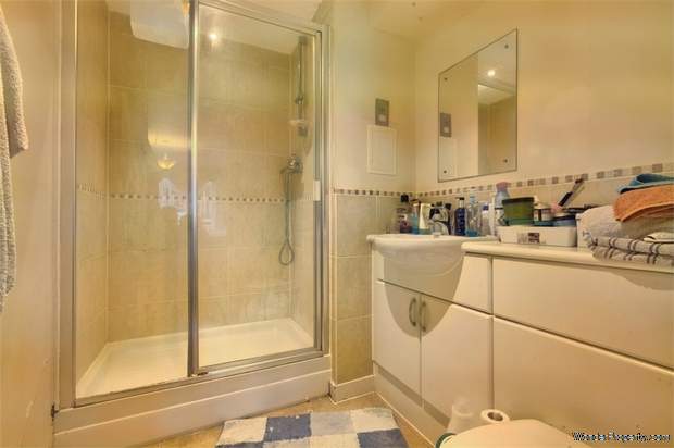 Additional Property Image 2 bedroom Flat for sale in Bishop's Stortford 7