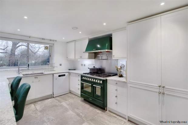 Additional Property Image 2 bedroom Flat for sale in Barnet 2