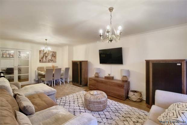 Additional Property Image 2 bedroom Flat for sale in Barnet 3