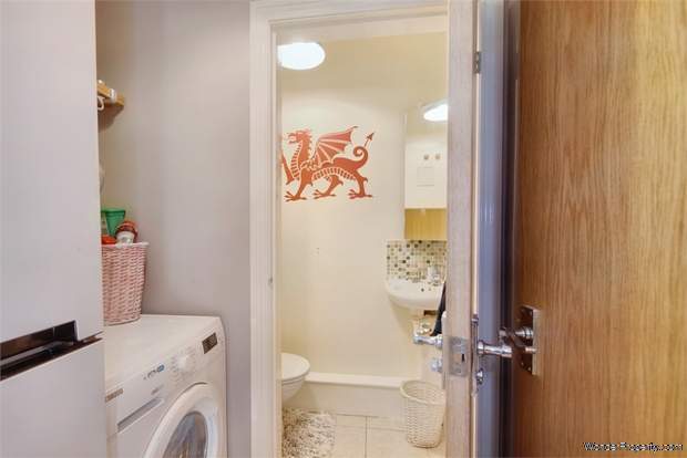 Additional Property Image 4 bedroom Flat for sale in Rhyl 7