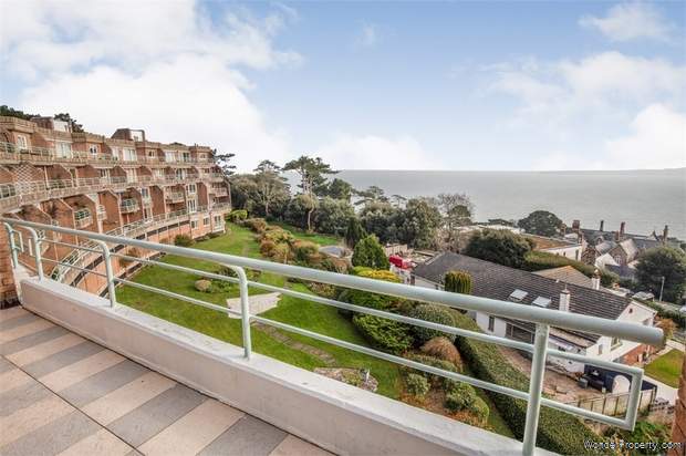 Additional Property Image 2 bedroom Flat for sale in Torquay 4