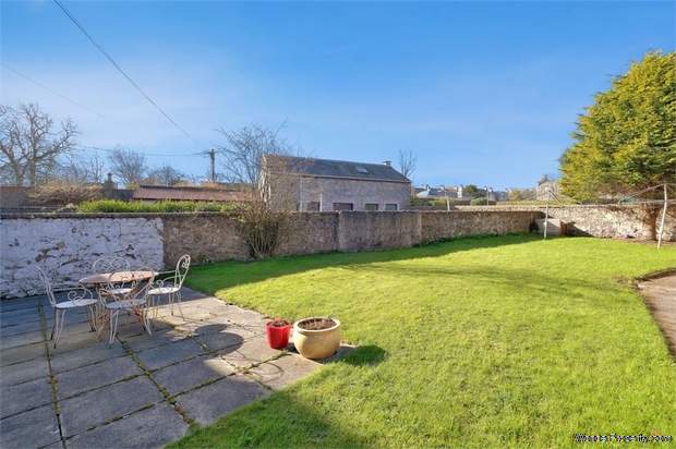 1 bedroom Flat for sale in Aberdeen