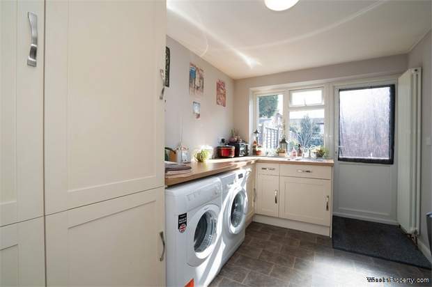 Additional Property Image 4 bedroom Detached for sale in Aylesbury 6
