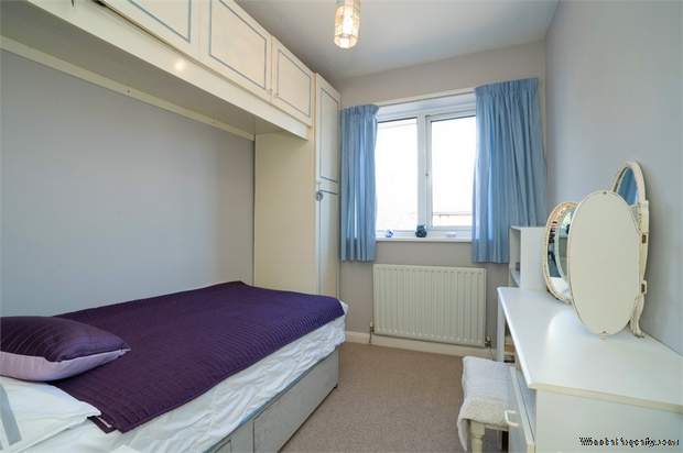 Additional Property Image 4 bedroom Detached for sale in Aylesbury 8