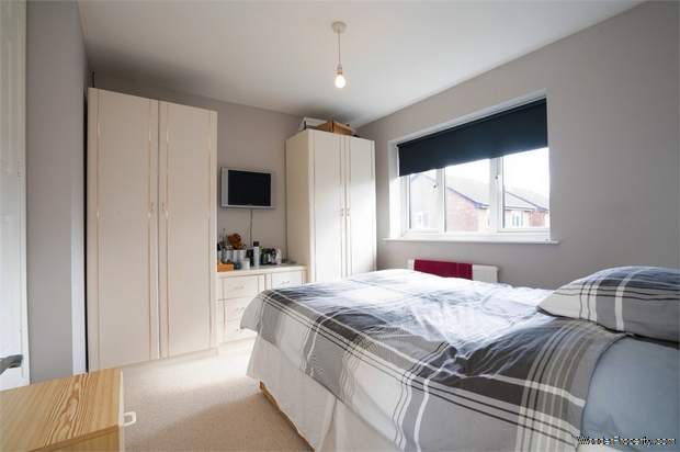 Additional Property Image 4 bedroom Detached for sale in Aylesbury 9
