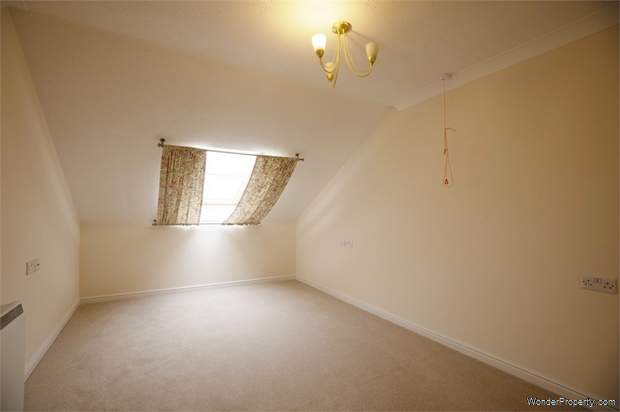 Additional Property Image 1 bedroom Flat for sale in Stafford 6