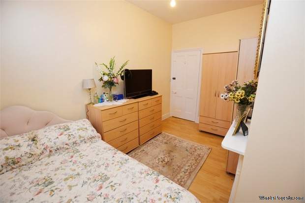 Additional Property Image 3 bedroom Maisonette for sale in London 7