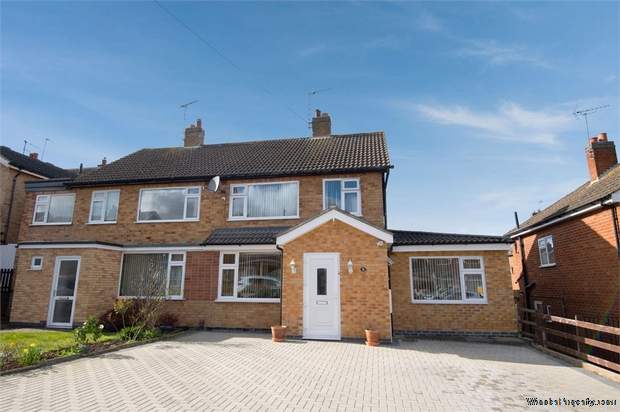 4 bedroom Semi Detached for sale in Leicester