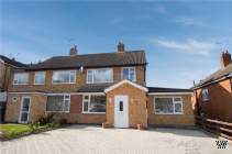 4 bedroom Semi Detached for sale in Leicester