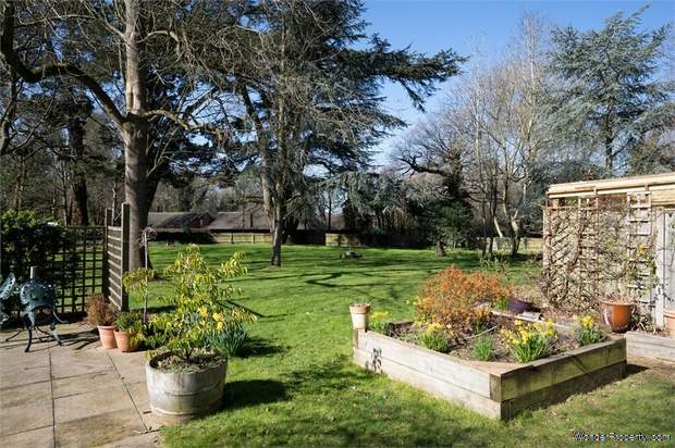 Additional Property Image 1 bedroom Flat for sale in Abbots Langley 7