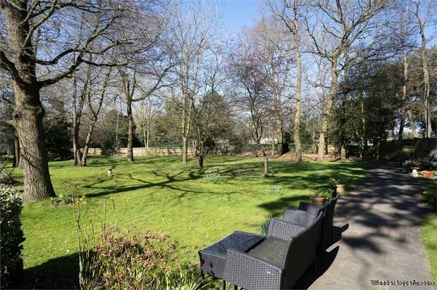 Additional Property Image 1 bedroom Flat for sale in Abbots Langley 8