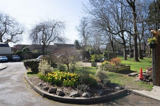 Additional Property Image 1 bedroom Flat for sale in Abbots Langley 9