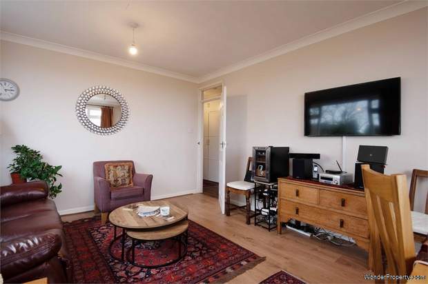 Additional Property Image 2 bedroom Flat for sale in Weston-Super-Mare 4