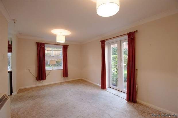 Additional Property Image 1 bedroom Flat for sale in Sidcup 2